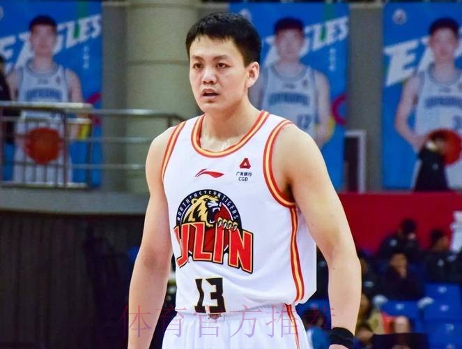 差距巨大!广东双小外合砍57分 辽宁新外援登场9分 差距巨大!广东双小外合砍57分 辽宁新外援登场9分
