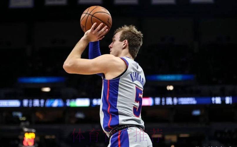 准!肯纳德全场出战20分钟命中6记三分,得到22分1篮板1助攻 准!肯纳德全场出战20分钟命中6记三分,得到22分1篮板1助攻